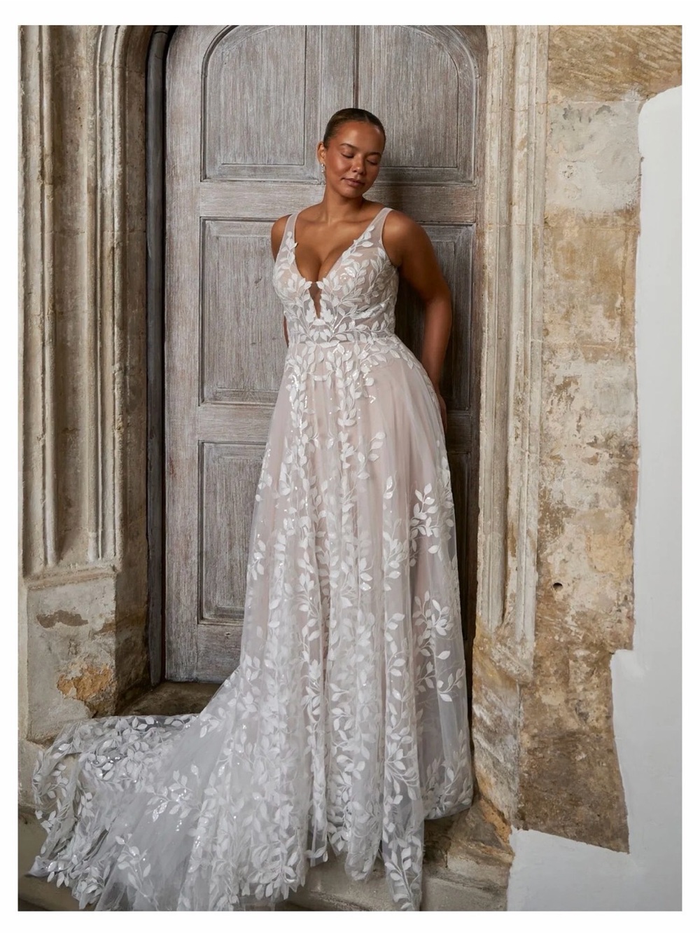 Madi Lane - Jaya - Elegant White Lace A-Line Wedding Dress with Deep V-Neck